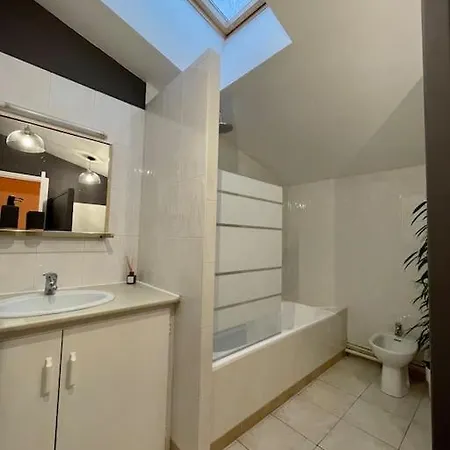 La Maisonnette Дом отдыха Монтобан